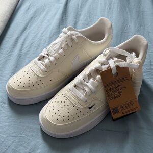 Nike Women’s Cream/White Athletic Sneakers
